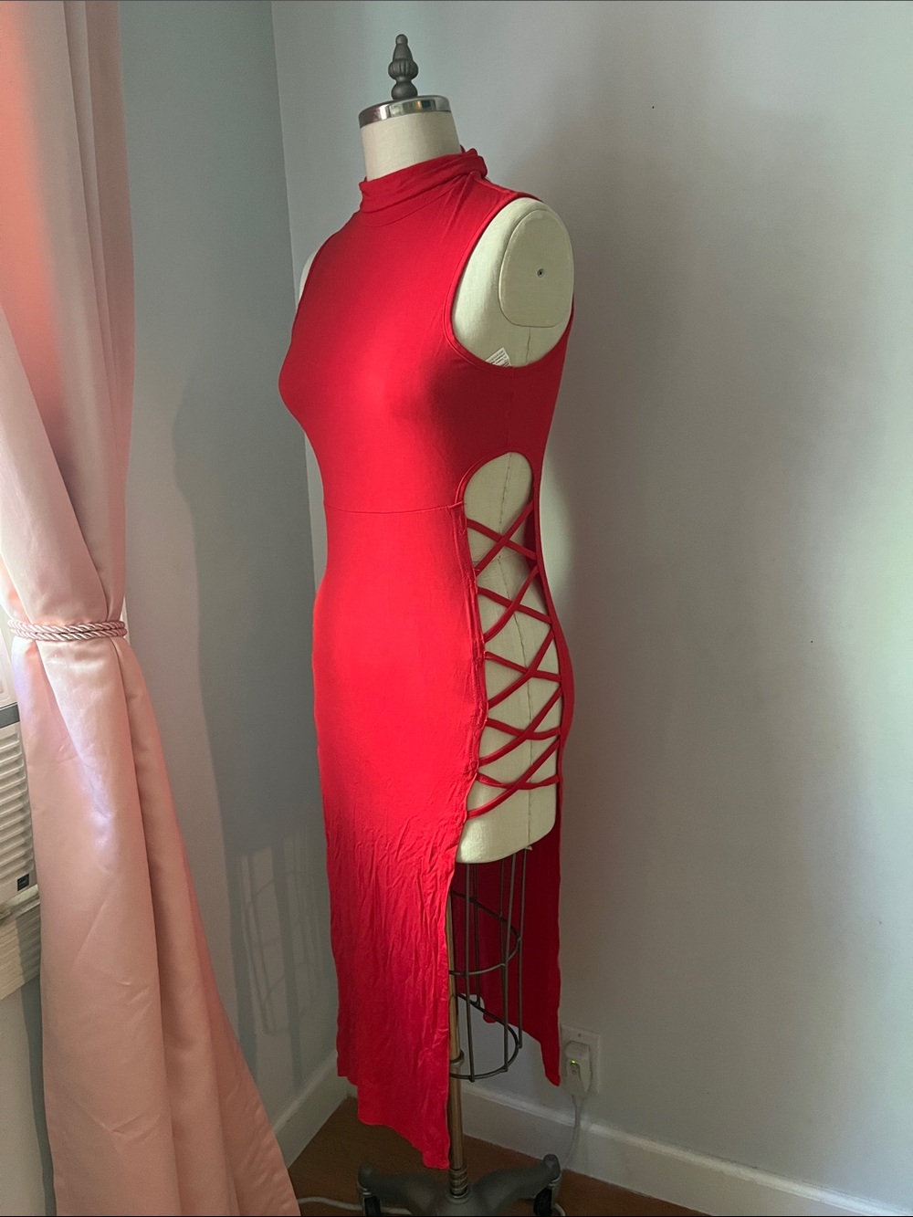 Lipstick Red Sleeveless Cutout Stretchy Lace Up  Sexy Midi Dress Turtleneck